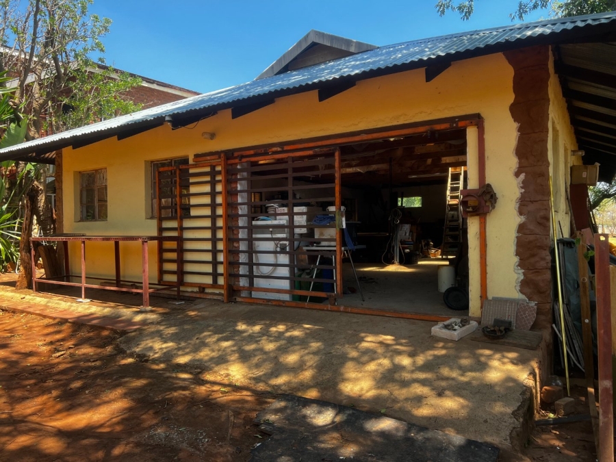 Commercial Property for Sale in De Wildt North West